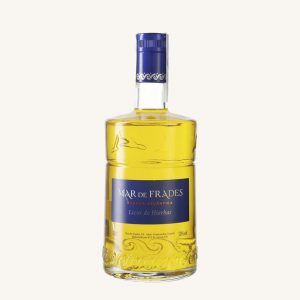 Mar de Frades Premium Herbal liqueur (Licor de hierbas), Orujo-based, from Galicia, bottle 70 cl